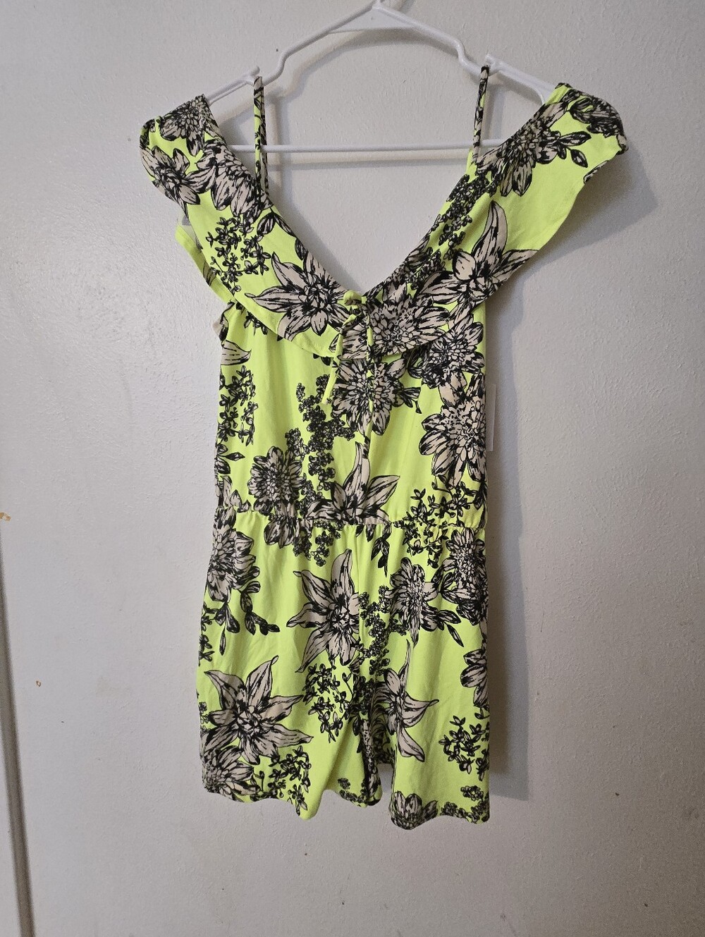 Ultra Flirt Romper Medium NWOT